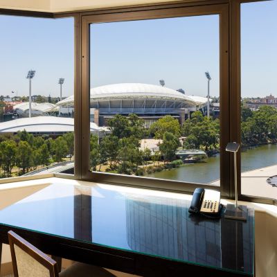 河景經典特大床房 阿德萊德洲際酒店優惠