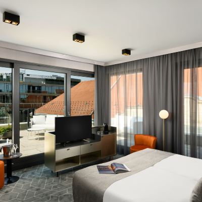 Executive Room With Terrace Emerald Hotel Promo Code