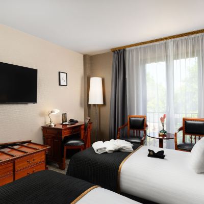Superior Room with Balcony Hotel Divinus Promo Code