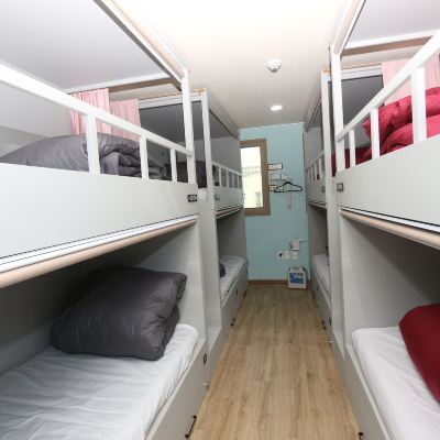 Standard Shared Dormitory For 7, Women Only (303) 미드타운 호스텔 쿠폰