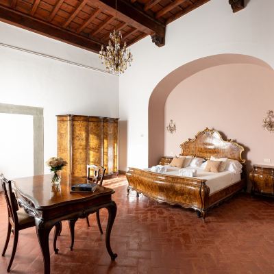 Deluxe Apartment Castello Vicchiomaggio Promo Code