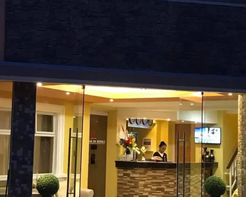 皇家大廈飯店 塔瓦科住宿飯店