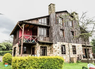 Kamaki House Hotels in 