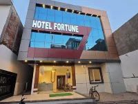 Hotel Fortune Hotels in Ayodhya