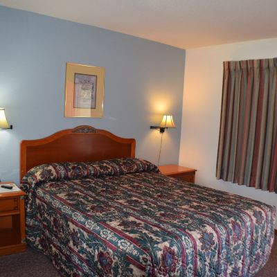 Standard Queen Room Best Budget Inn Promo Code
