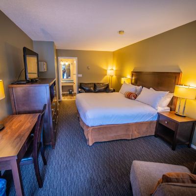King Suite With Jetted Tub Alpine Inn & Suites Promo Code
