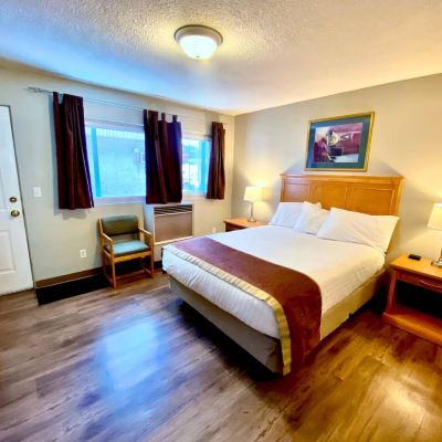 Standard Queen Room Silver Star Motel Promo Code