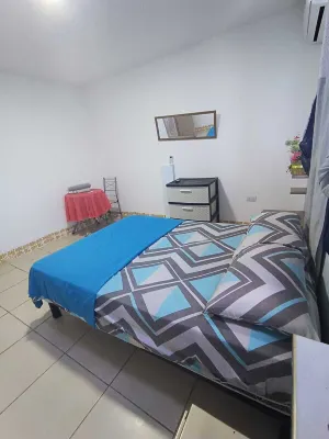 Hostal Venecia -Tu Casa en Manta. Hotel a 