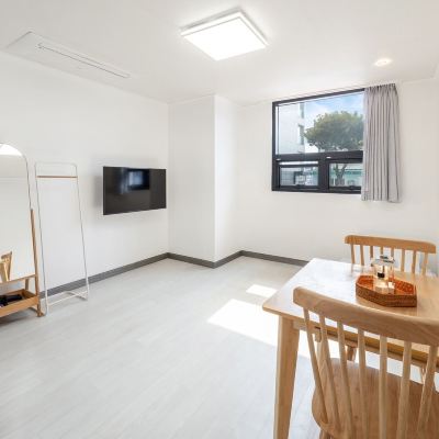 베이직룸, 침실 1개 (102) 여수 낭만스테이펜션 쿠폰