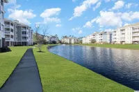 Elegant 3BR Condo at Magnolia Pointe