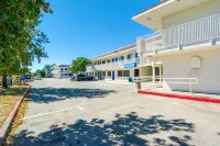 Motel 6 Redding, CA - North