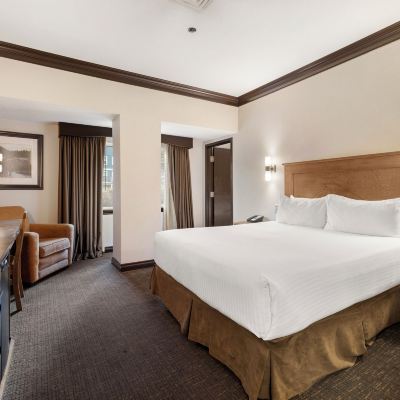2 Bedroom, King Queen The Rundlestone Lodge Promo Code