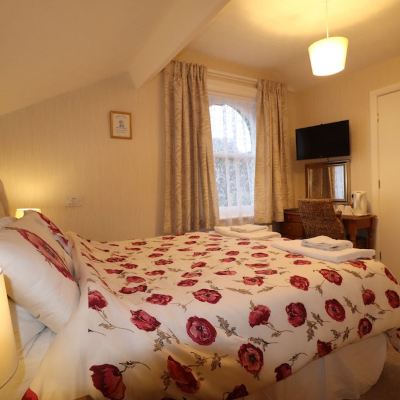 Standard Double Room with Semi Double Bed