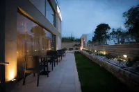 Mantinia Bay Hotel