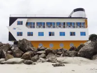 Hotel Crucero Hotels in 
