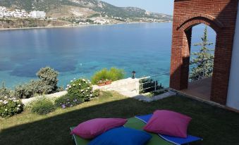 Reyhan Hotel - Housity