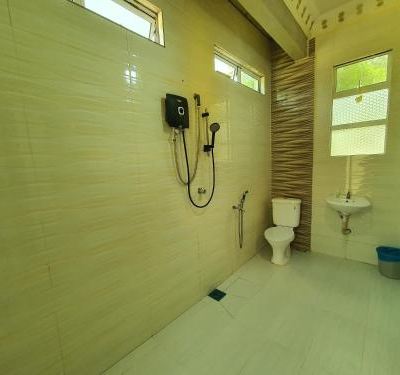 Suite Keluarga Kupon OYO 90347 Villa Temila