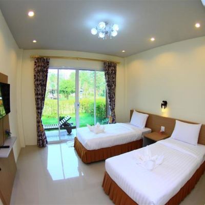 Superior Room with Garden View