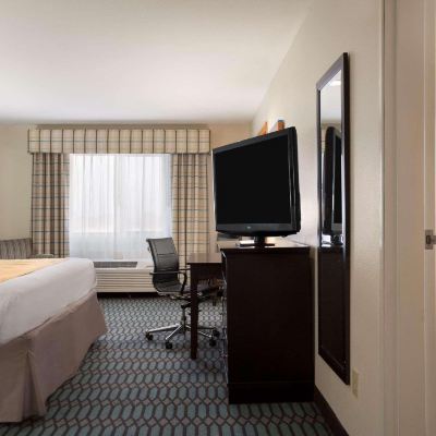 Suite, Multiple Beds, Non Smoking Country Inn & Suites by Radisson, Lubbock, TX Promo Code