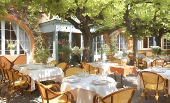 Logis Hotel le Provencal