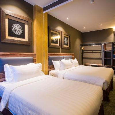 Deluxe Triple Room Kupon Asiatic Hotel