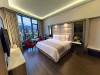 Safi Royal Luxury Metropolitan Отели в г. 