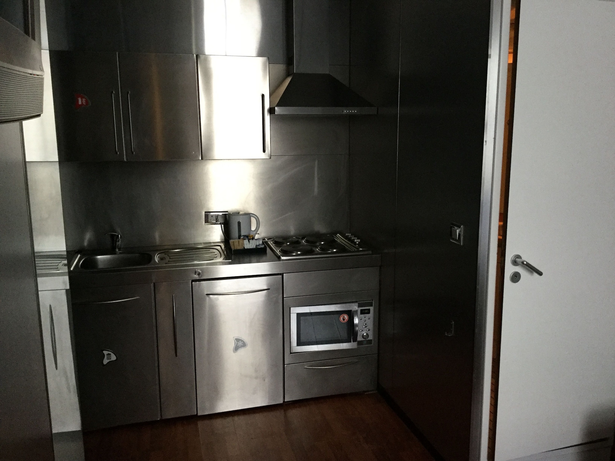 一室套房，小厨房（Stylosuite V2.0）