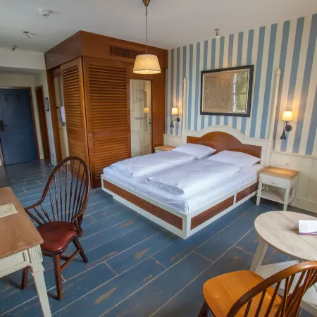 4-Sterne Superior Erlebnishotel Bell Rock, Europa-Park Erlebnis-Resort Отели в г. Руст