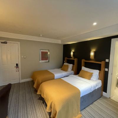 Standard Twin Room Shandon Hotel Promo Code