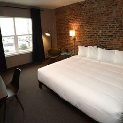Luxury King Room with Lake View Hotel Kilbourne Promo Code
