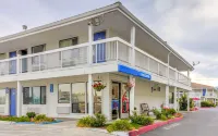 Motel 6 Medford, or - North Отели в г. 