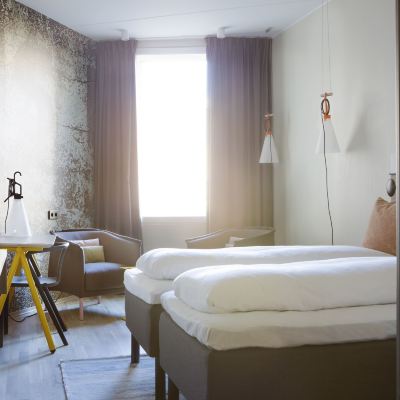 高級雙人床房 卑爾根機場舒適飯店優惠