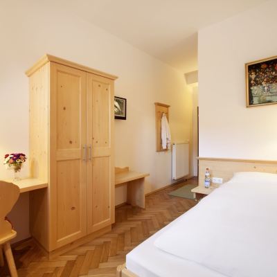 Standard Twin Room, 2 Twin Beds Hotel Hahn Promo Code