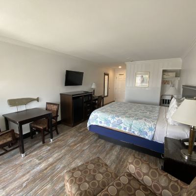Deluxe King Room With Ocean View Ocean Surf Inn & Suites Promo Code