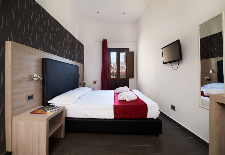 经典双人房，1张大床，禁烟，城市景观