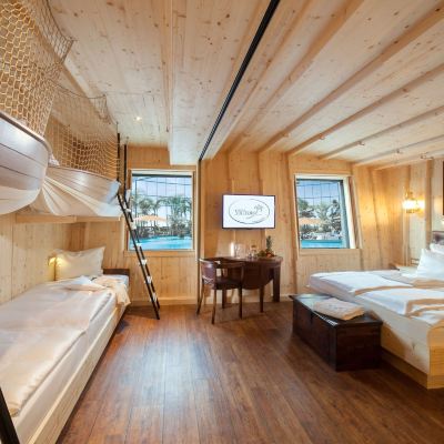 Family Room (Kapitäns-Kabine) Hotel Victory Therme Erding Promo Code