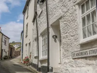 Cousham Cottage Hotels in Maker-with-Rame