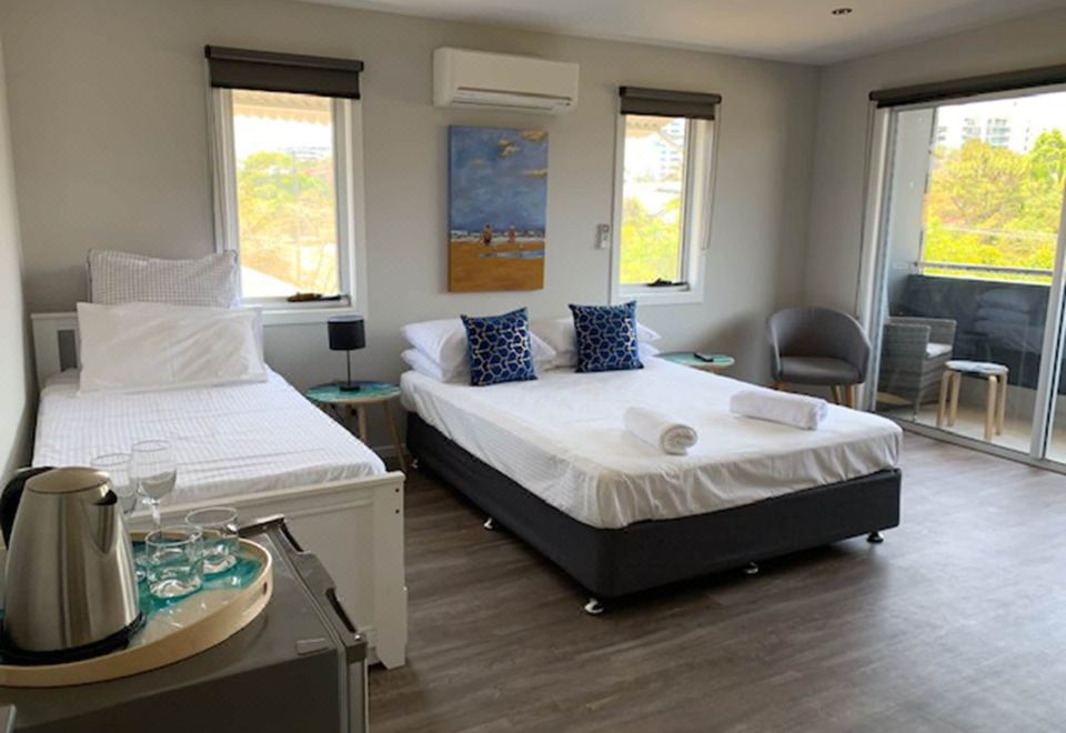 楼上的b单间，街景