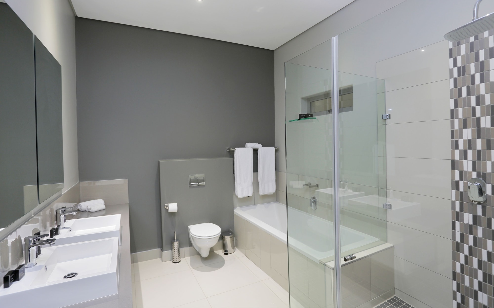 四卧室顶层公寓