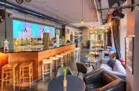 Hostel Mondpalast