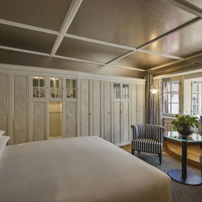 Design Queen Room Widder Hotel Promo Code