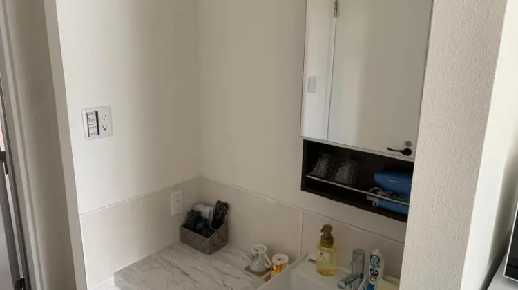 ミスター金城 ストレイ キャッツ 食事・レストラン