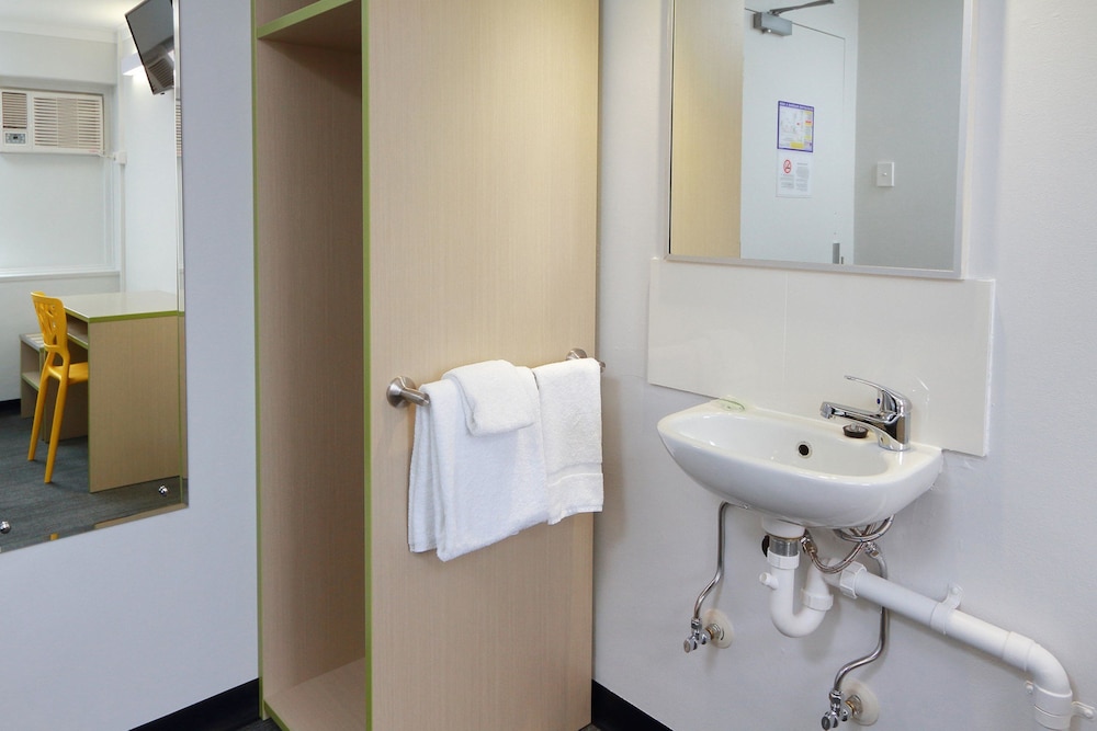 经济单人房（带公共浴室）