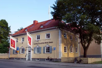 Home Hotel Uman Hotels in 