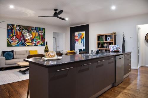 Manna Gums- Beautiful Secluded Setting Four-Bedroom House