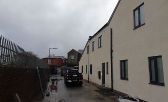 Inviting 1-Bed Ground Floor Apartment in Bolton