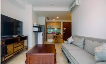 Cozy 1Br with Workspace at Setiabudi Skygarden Apartment