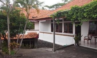 Puri Indah Bali