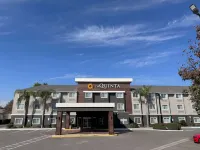La Quinta Inn & Suites by Wyndham Tulare