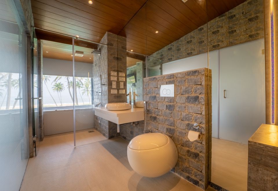 带按摩浴缸的阿拉伯蓝套房